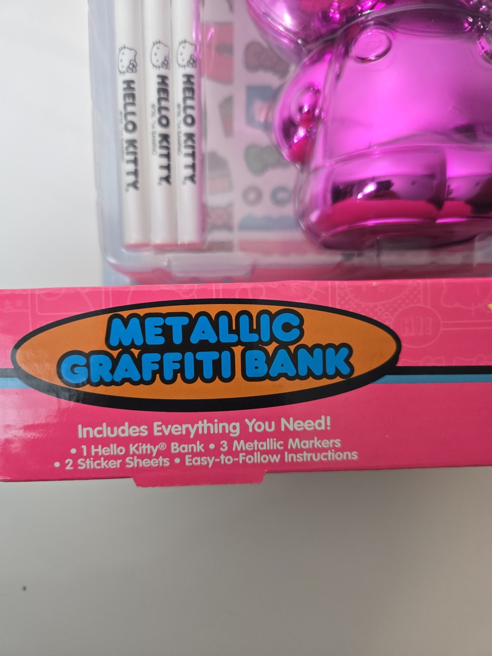 Hello Kitty Metallic Graffiti Bank - Pink - Picture 5 of 8